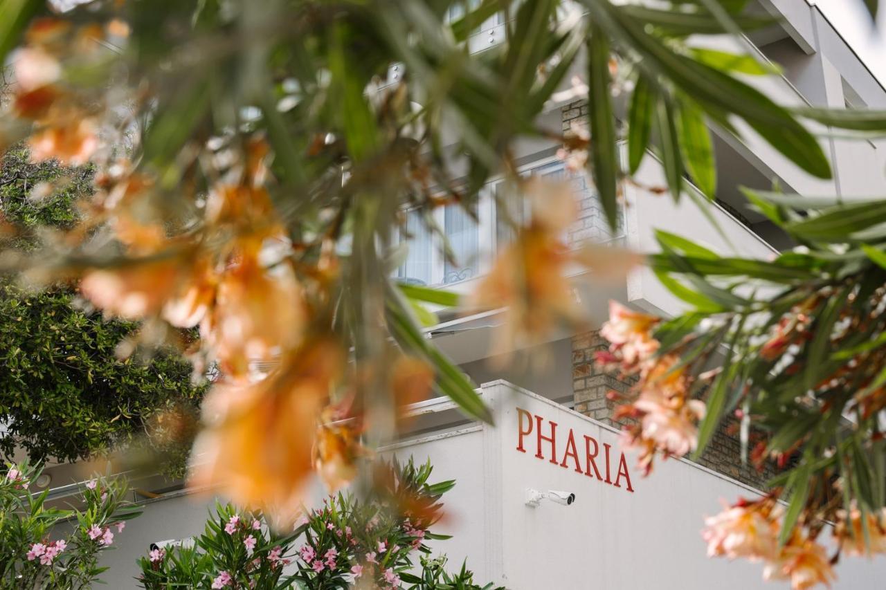 Pharia Hotel And Apartments - By The Beach Hvar Town Exterior foto